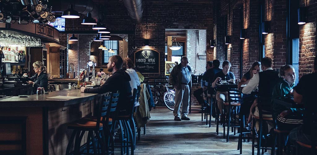The bar area at DaVinci's Eatery