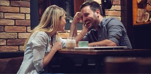 Single man trying to attract a girlfriend