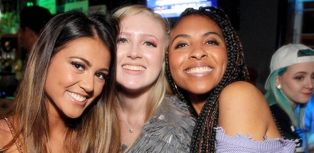 Lexington Fayette girls enjoying an evening at Soundbar