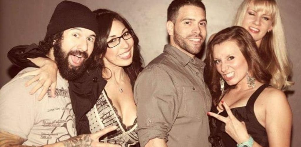 Tucson cougars partying on a date